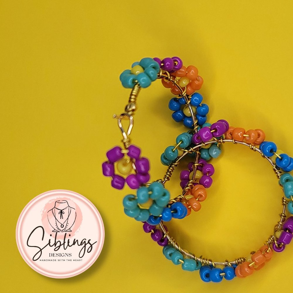 Earrings  and Bracelet - Picture 2 of 4